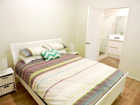 Contemporary Cove - Quindalup - Australian Directory 8