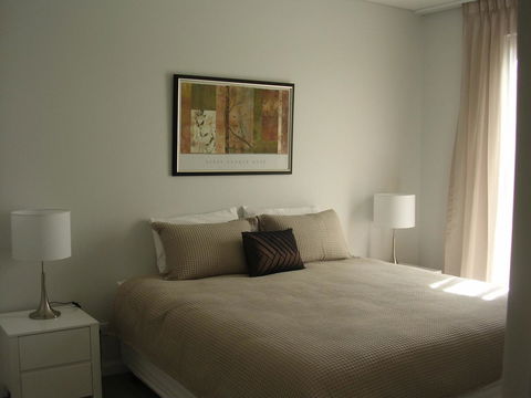 Alouarn Apartments - Australian Directory 5