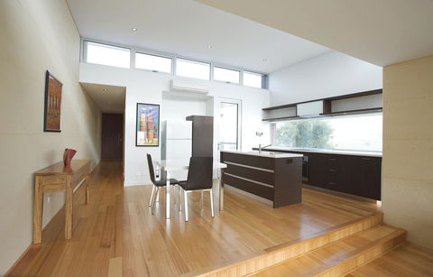 Alouarn Apartments - Australian Directory 4