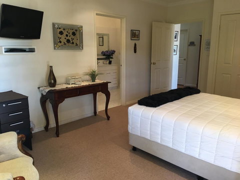 Armadale Cottage Bed & Breakfast - Australian Directory 27