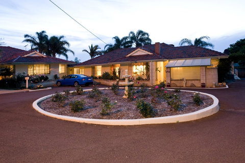 Armadale Cottage Bed & Breakfast - Australian Directory 32