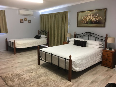 Armadale Cottage Bed & Breakfast - Australian Directory 3