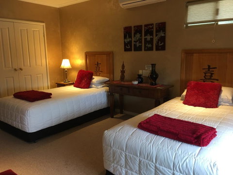 Armadale Cottage Bed & Breakfast - Australian Directory 16