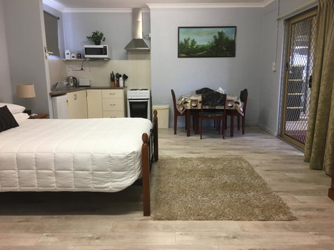 Armadale Cottage Bed & Breakfast - Australian Directory 7