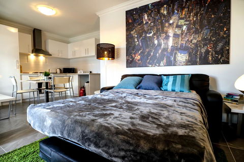 VIP Stays - McMillan - Australian Directory 23