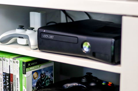 VIP Stays - McMillan - Australian Directory 34