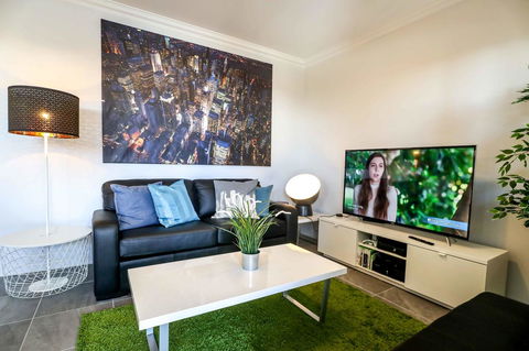 VIP Stays - McMillan - Australian Directory 27