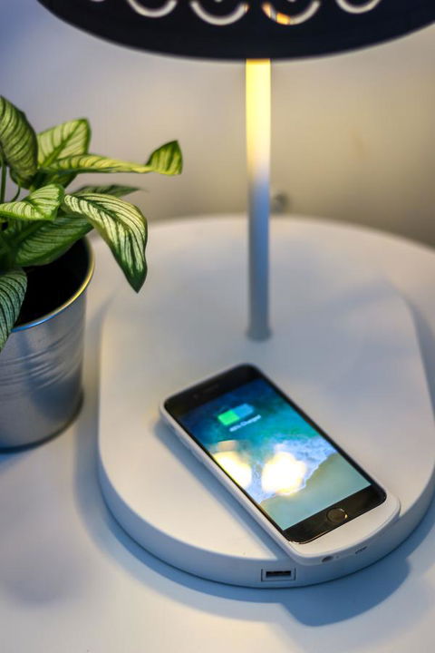 VIP Stays - McMillan - Australian Directory 36