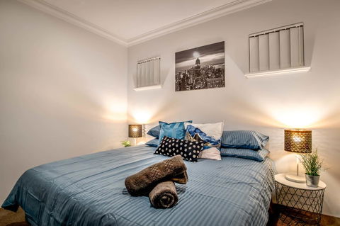 VIP Stays - McMillan - Australian Directory 2