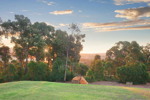 The Farmhouse - Australian Directory 3