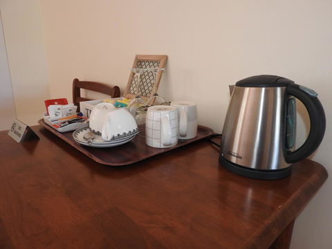 The Royal Dolphin Bed & Breakfast Safety Bay - Australian Directory 14