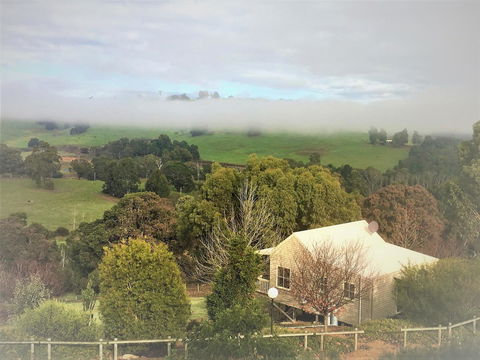 Balingup Highview Chalets - Australian Directory 19