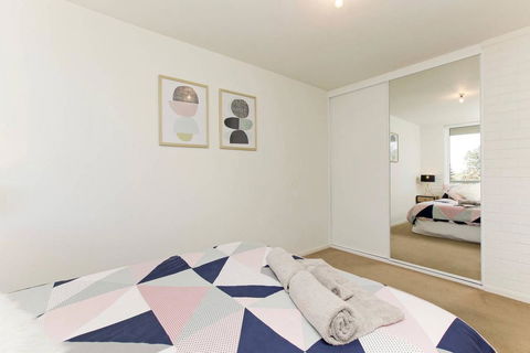 SEA BREEZE â€“ Between Cottesloe Beach & Swan River - Australian Directory 18