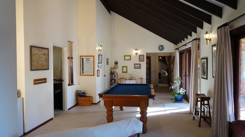 Eleebana Guest House - Australian Directory 23