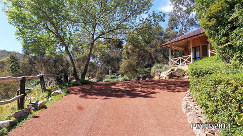 Eleebana Guest House - Australian Directory 15