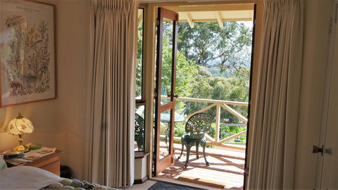 Eleebana Guest House - Australian Directory 7