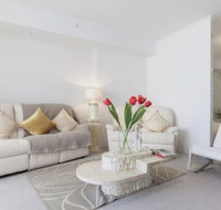 Perth Luxury City Apartment- Free Parking - Australian Directory