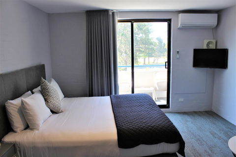 Atrium Hotel Mandurah - Australian Directory 7