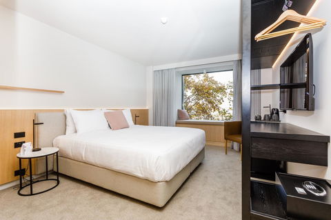Quay Perth - Australian Directory 24