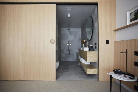 Quay Perth - Australian Directory 35