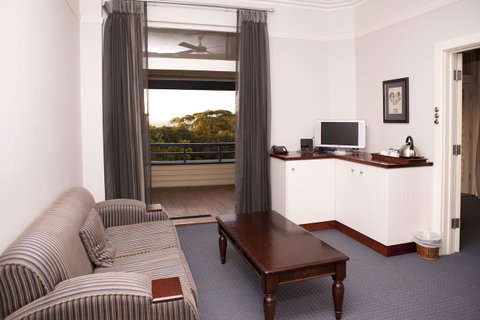 Caves House Hotel & Apartments Yallingup - Australian Directory 28