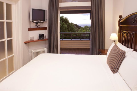 Caves House Hotel & Apartments Yallingup - Australian Directory 43