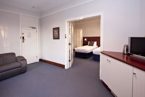 Caves House Hotel & Apartments Yallingup - Australian Directory 40