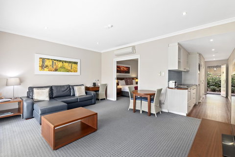 Caves House Hotel & Apartments Yallingup - Australian Directory 19