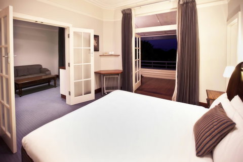 Caves House Hotel & Apartments Yallingup - Australian Directory 27