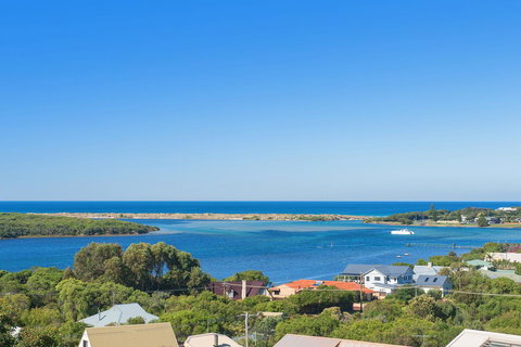 Augusta Hotel Motel - Australian Directory 5