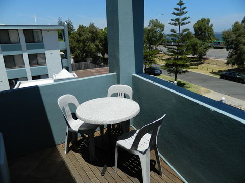 Riverside - Australian Directory 5