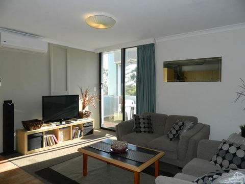 Riverside - Australian Directory 16