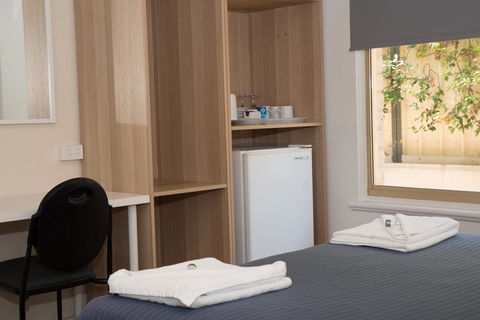 Jurien Bay Hotel Motel - Australian Directory 2