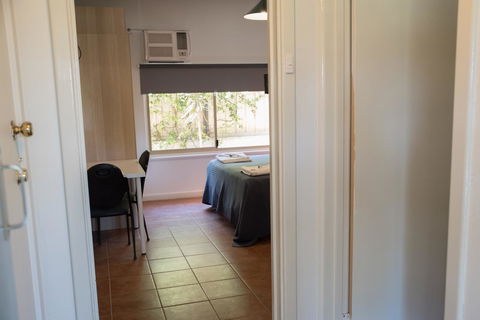 Jurien Bay Hotel Motel - Australian Directory 12