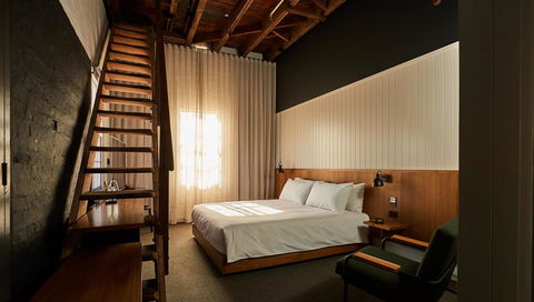 The Premier Mill Hotel - Australian Directory 3