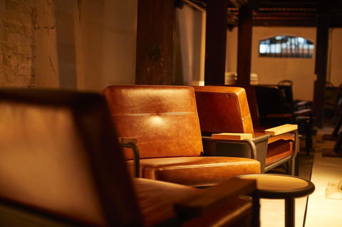 The Premier Mill Hotel - Australian Directory 44