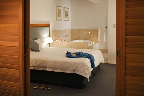 Seashells Mandurah - Australian Directory 24