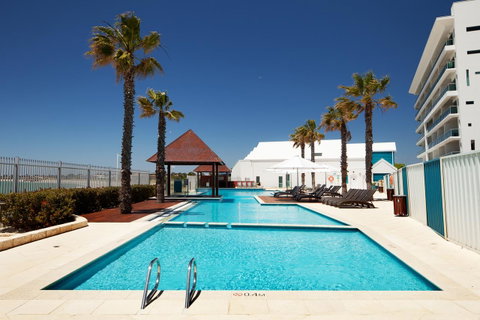 Seashells Mandurah - Australian Directory 27