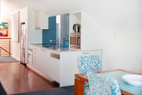 Seashells Mandurah - Australian Directory 17