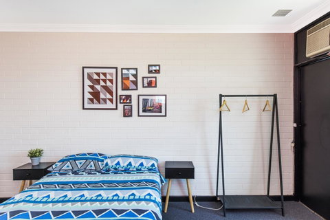 Billabong Backpackers Resort - Australian Directory 11
