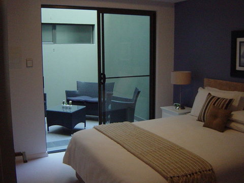 188 Apartments - Australian Directory 1