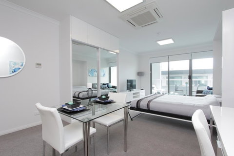 188 Apartments - Australian Directory 35