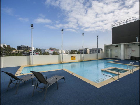 Charming Inner City Apartment - Australian Directory 0