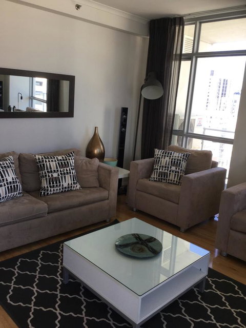 Charming Inner City Apartment - Australian Directory 4