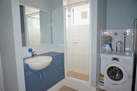 Osprey Holiday Village Unit 122 2 Bedroom - Australian Directory 7