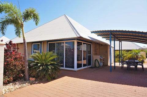 Osprey Holiday Village Unit 122 2 Bedroom - Australian Directory 12