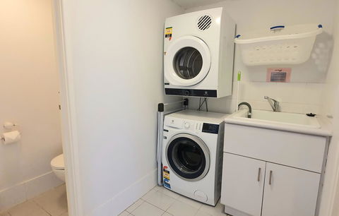 Sandcastles Beachfront Luxury Retreat Apartment - Australian Directory 8