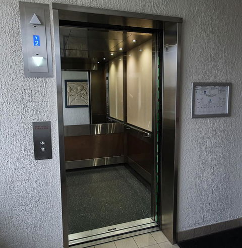 Sandcastles Beachfront Luxury Retreat Apartment - Australian Directory 1