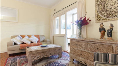 Broadway Apartments - Australian Directory 14
