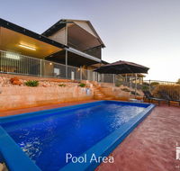 3 Kestrel Place - PRIVATE JETTY  POOL - Australian Directory